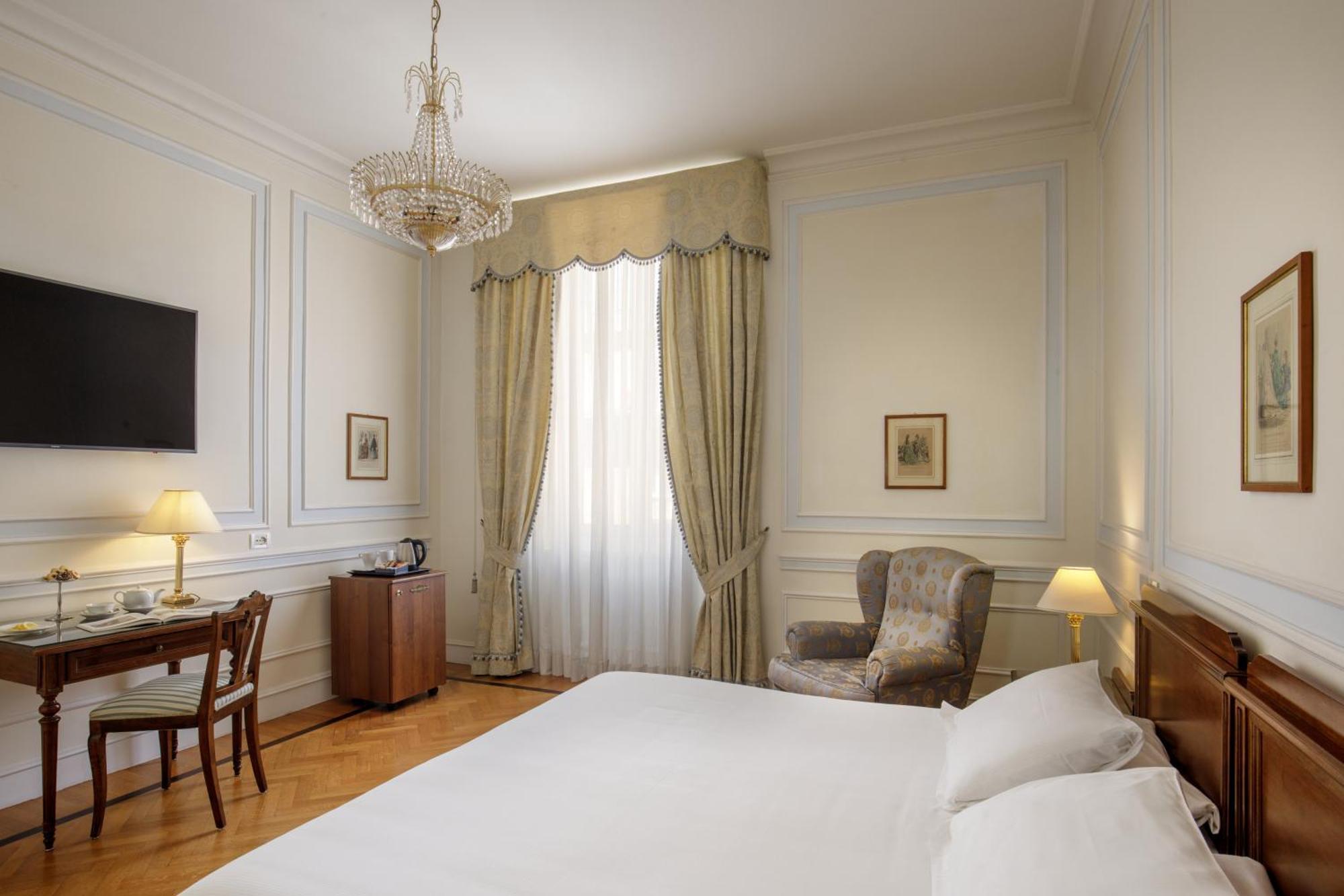 Hotel Quirinale Ρώμη Εξωτερικό φωτογραφία